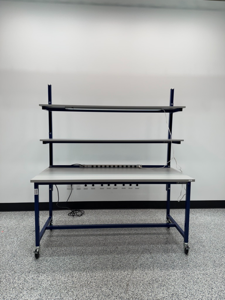 Image of Formaspace 6' Laboratory Table With Shelves